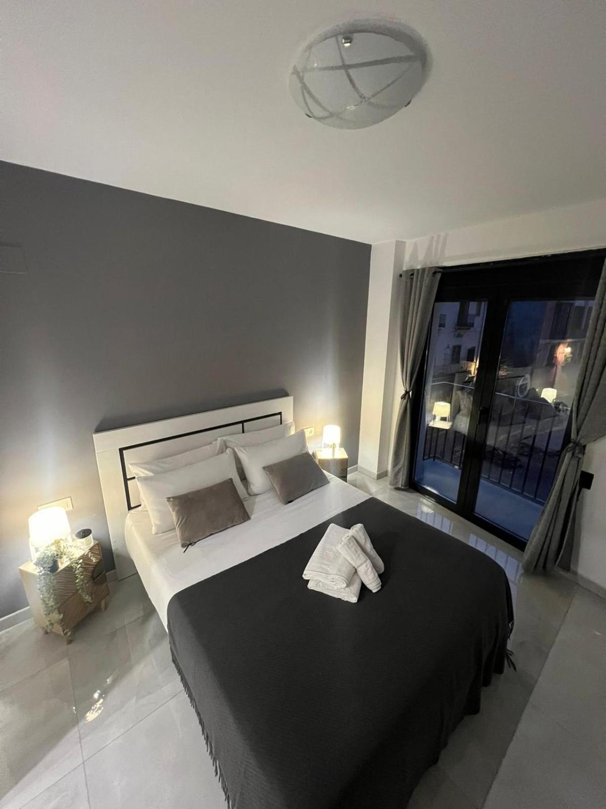 Veronica Center Room Valencia Eksteriør billede